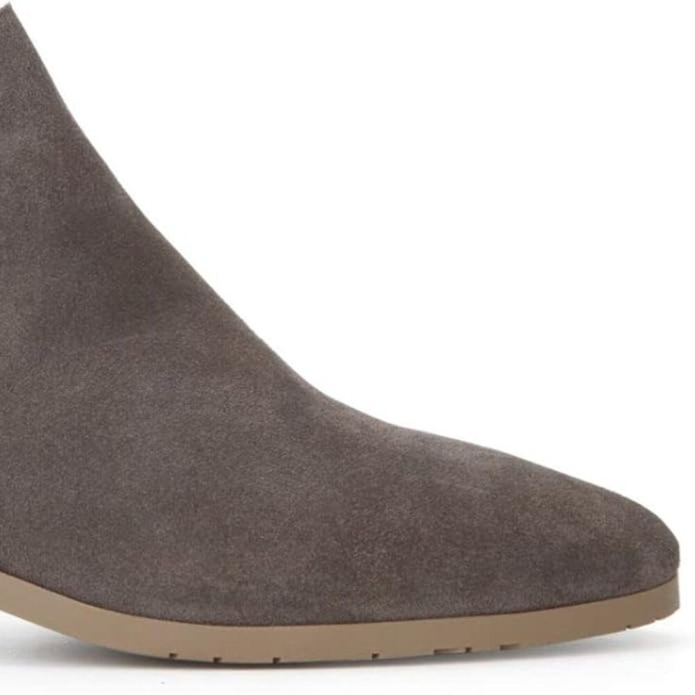 Kenneth Cole REACTION Women's Side Skip Ankle Boot, Concrete, 9